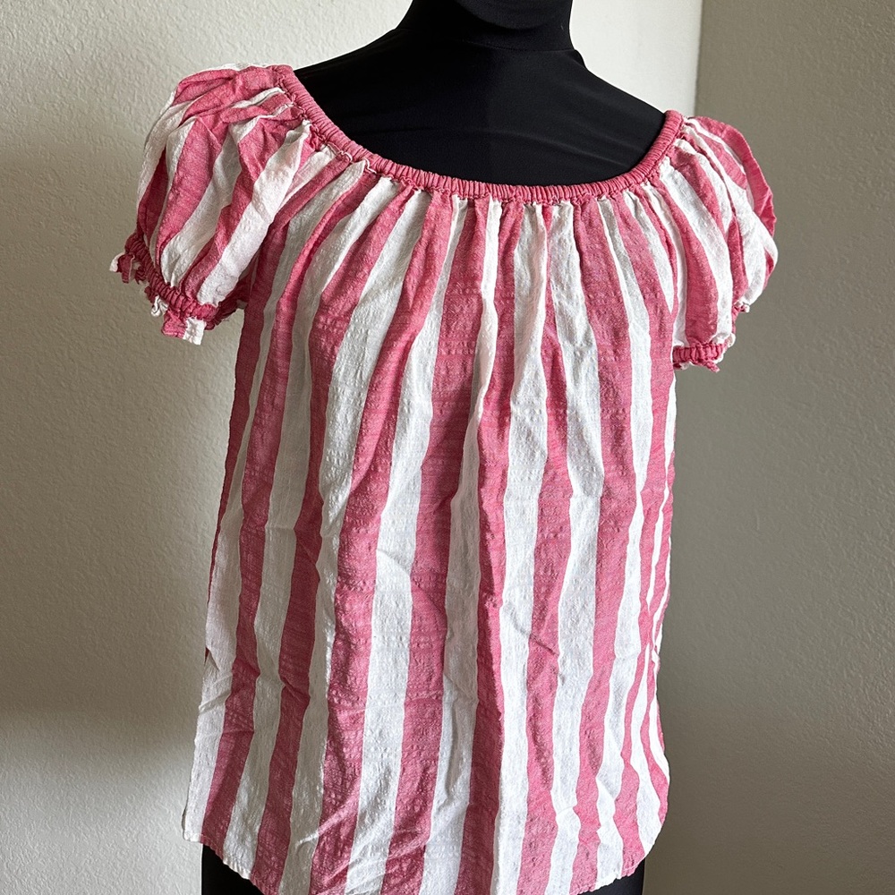 Max Studio Red and White puff sleeve blouse - size small